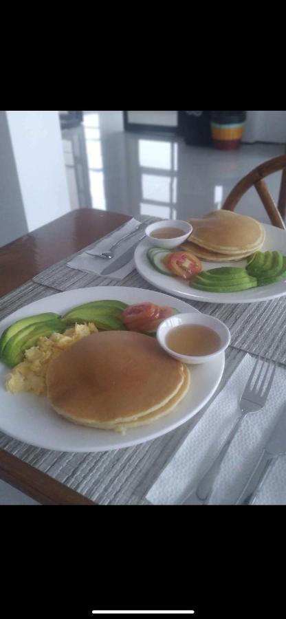 Nober Apartments Puerto Princesa Екстериор снимка